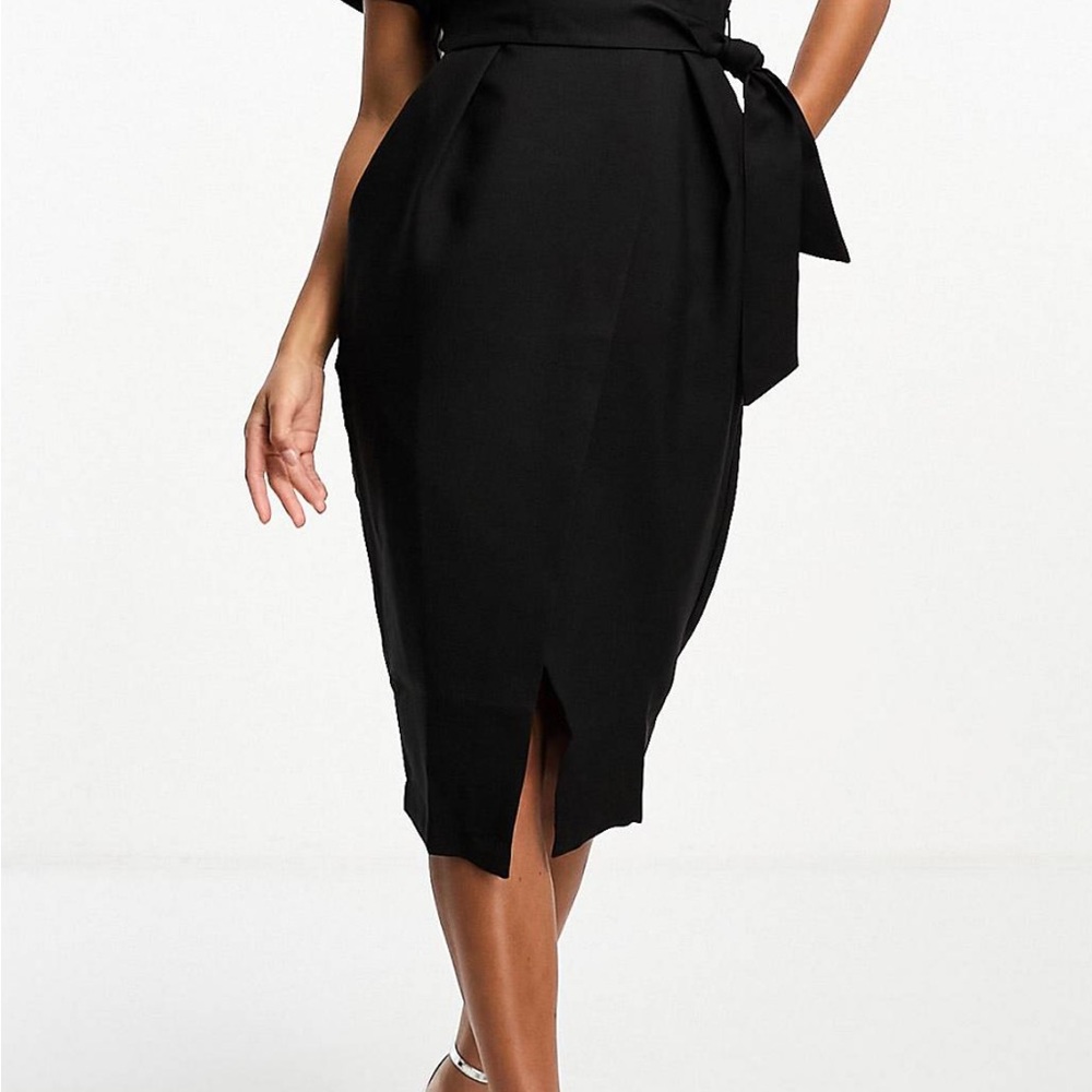 Closet London Petite kimono wrap dress in black - Picture 2 of 11